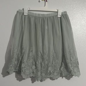 Lace skirt